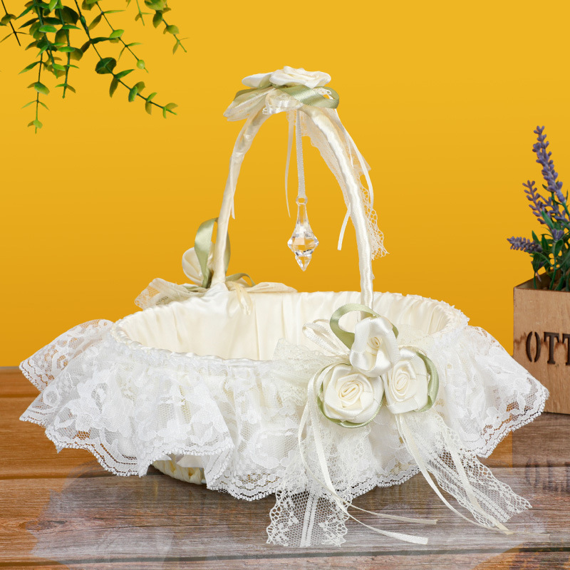 Amazon best selling flower girl basket European style wedding portable folding flower basket pendant beige wedding small flower basket wholesale