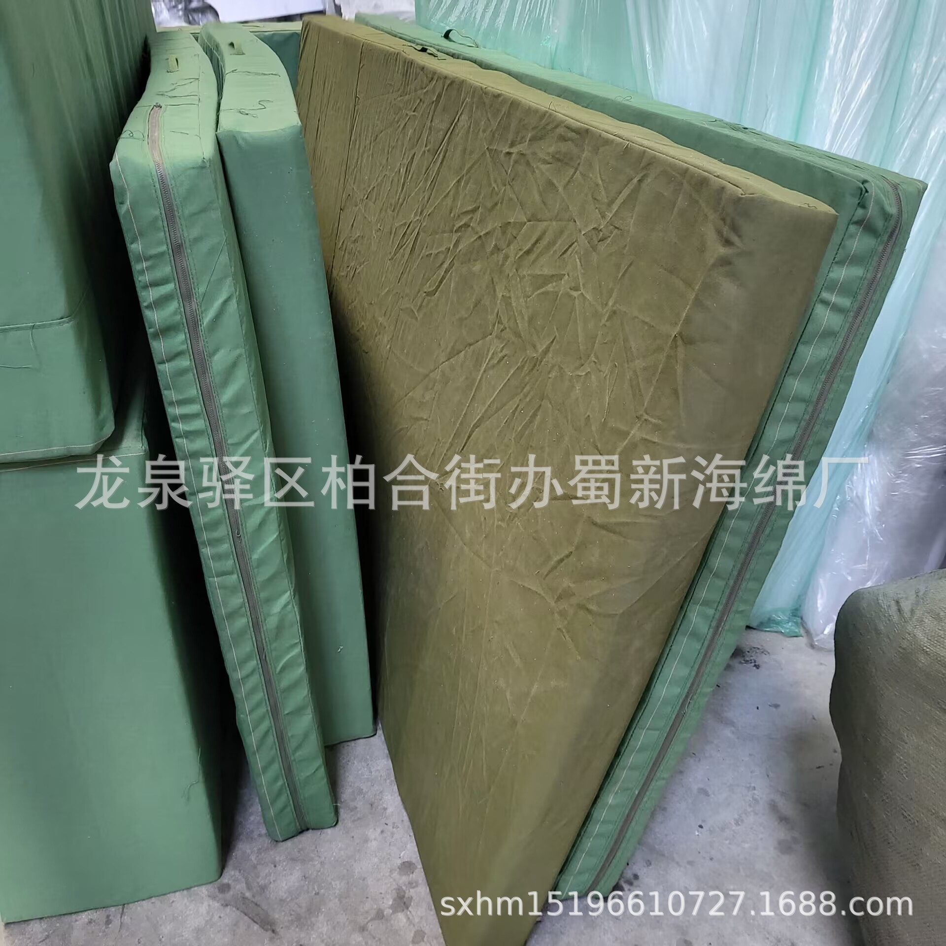 厂家供应帆布套高密度运动垫子/帆布套攀岩垫子/逃生垫子