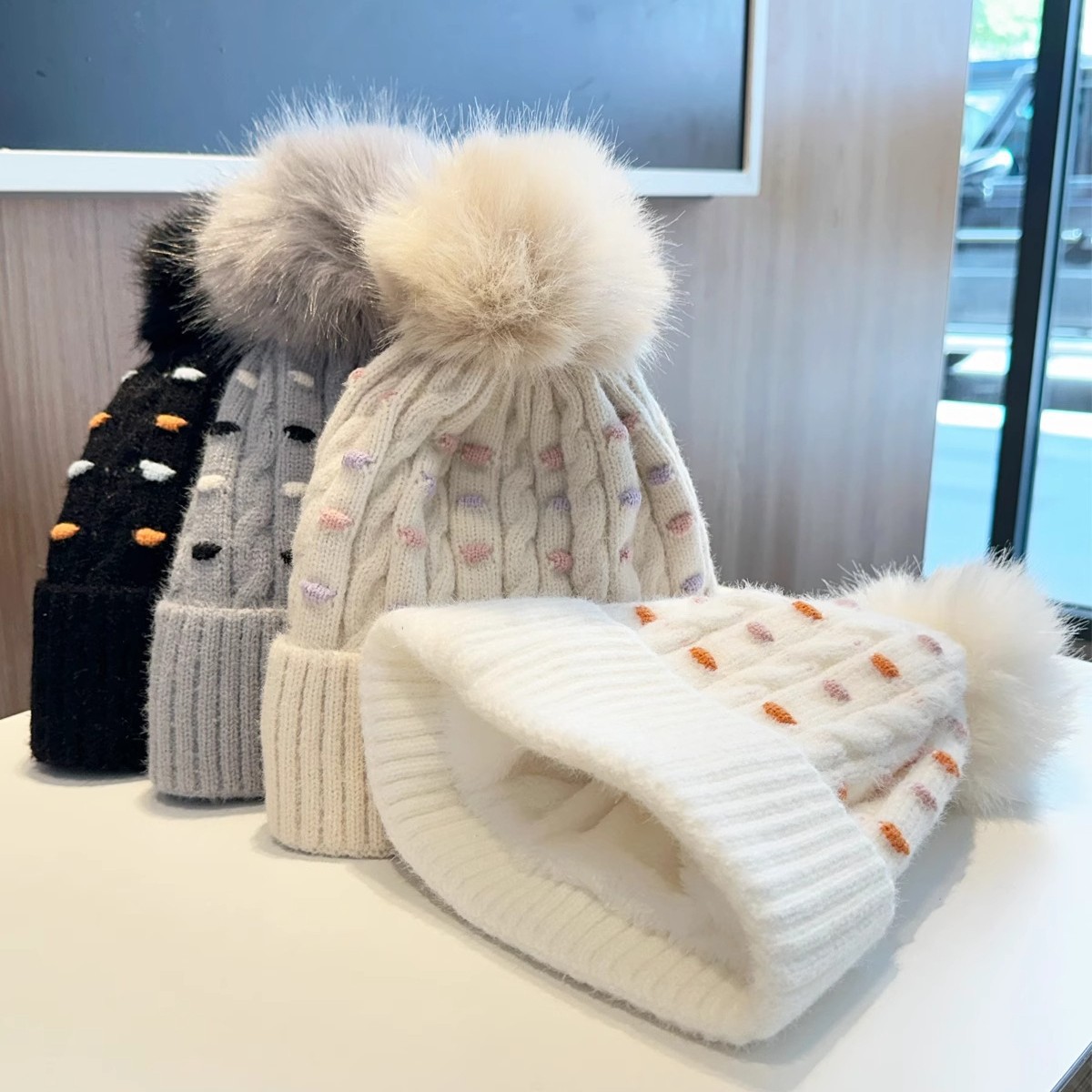 Cappello invernale da uomo e da donna in lana, caldo, spesso, con fodera in pile, alla moda, versatile, all'ingrosso, a pois, in maglia jacquard._voghion.com