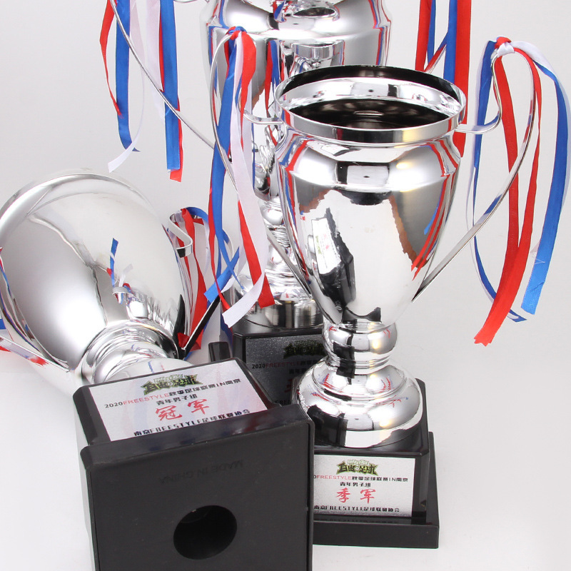 Trofeos de metal de orejas grandes transfronterizas para hacer trofeos de fútbol de baloncesto de oro, plata y bronce de la Liga de Campeones y medallas de honor