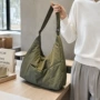 新款通勤尼龙棉服大包包