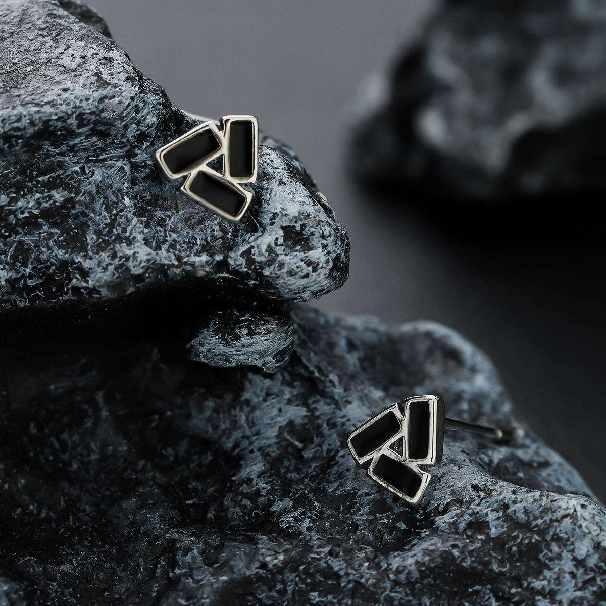 Cool Men’s Stud Earrings Minimalist Stainless Steel Jewellery_voghion.com