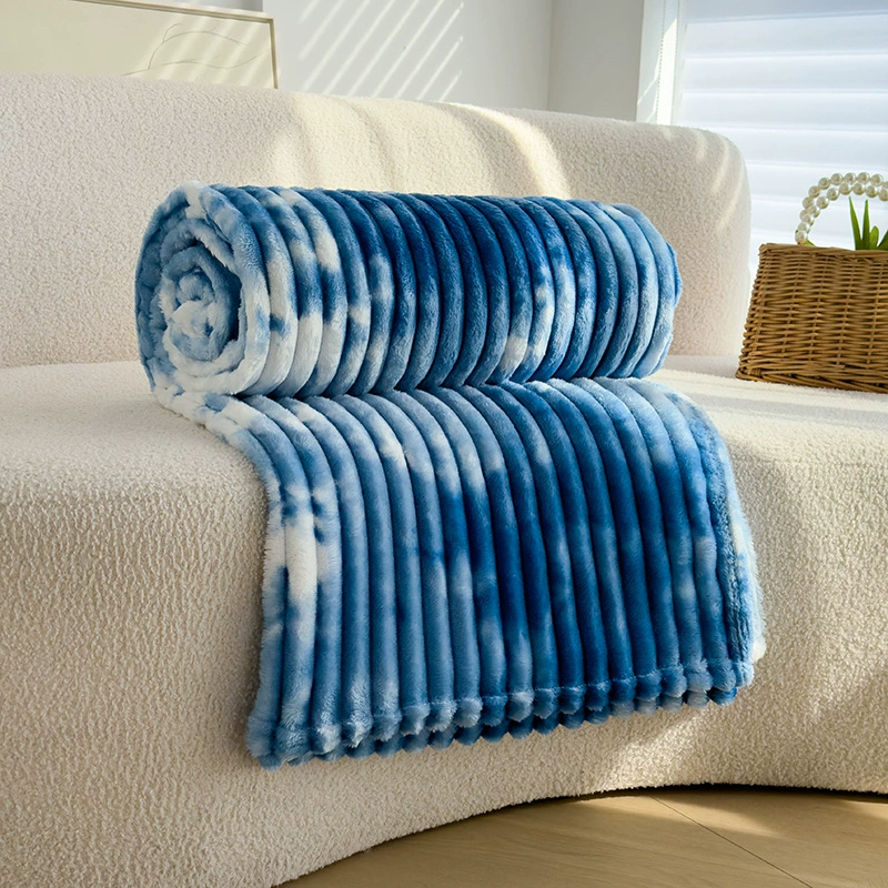 Утолщенное одеяло Молочный бархат Коралловая фланелла для перерывов на обеденный перерыв