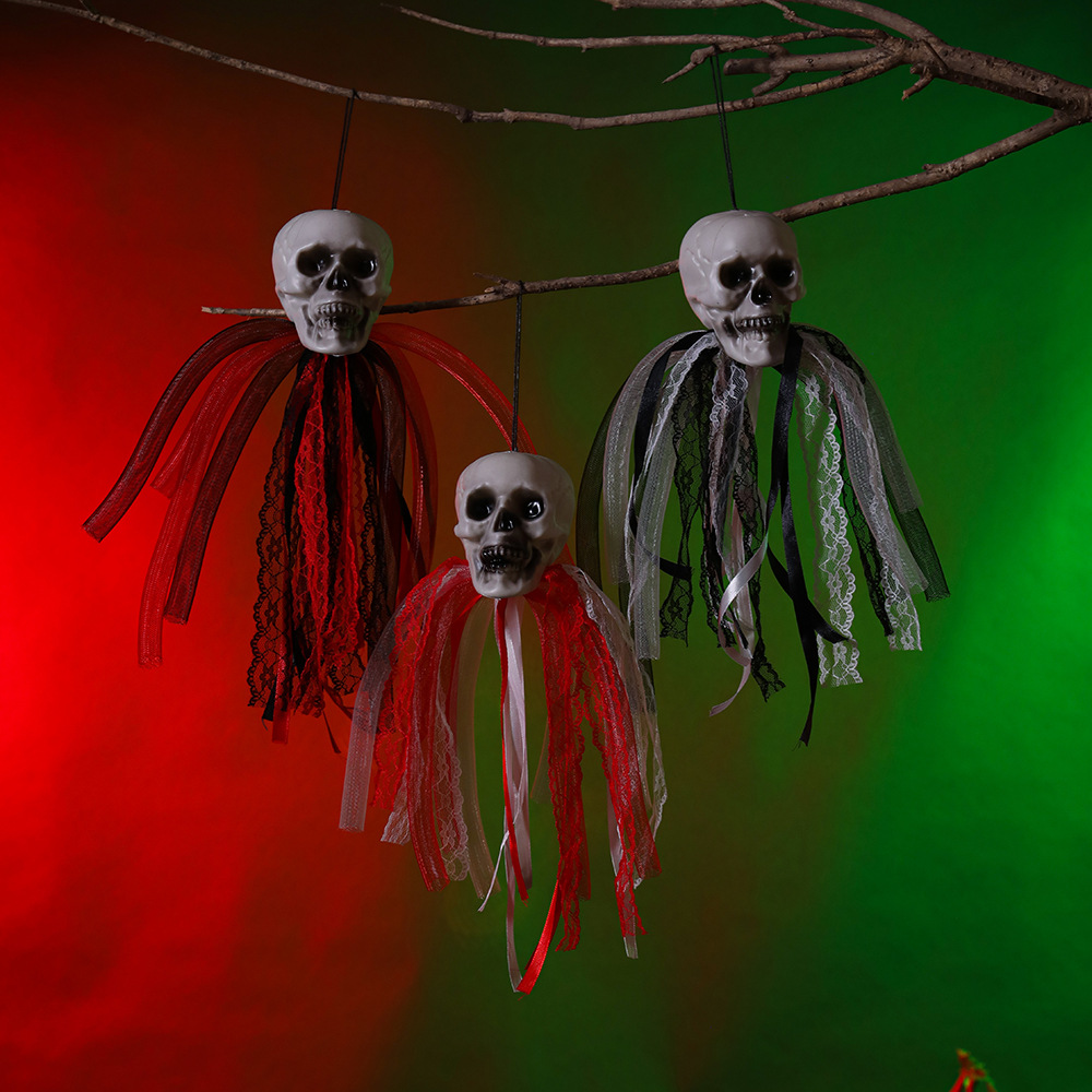 Halloween transfronterizo colgar fantasmas de tres cabezas cascada colgar fantasmas habitaciones secretas patio colgar decoración de horrores accesorios