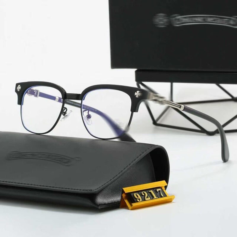 New 9217 European and American style trendy anti-blue light glasses, unisex, fashionable small frames, suitable for outdoor wear, and for those who prefer a natural look, available for wholesale