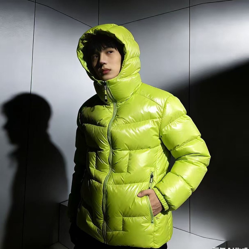 Sunstone 5000Gt Snow Mountain down Jacket 1000 Fill Power Water-Repellent Goose down Sunstone 5000Gt Snow Mountain down Jacket 1000 Fill Power Water-Repellent Goose down