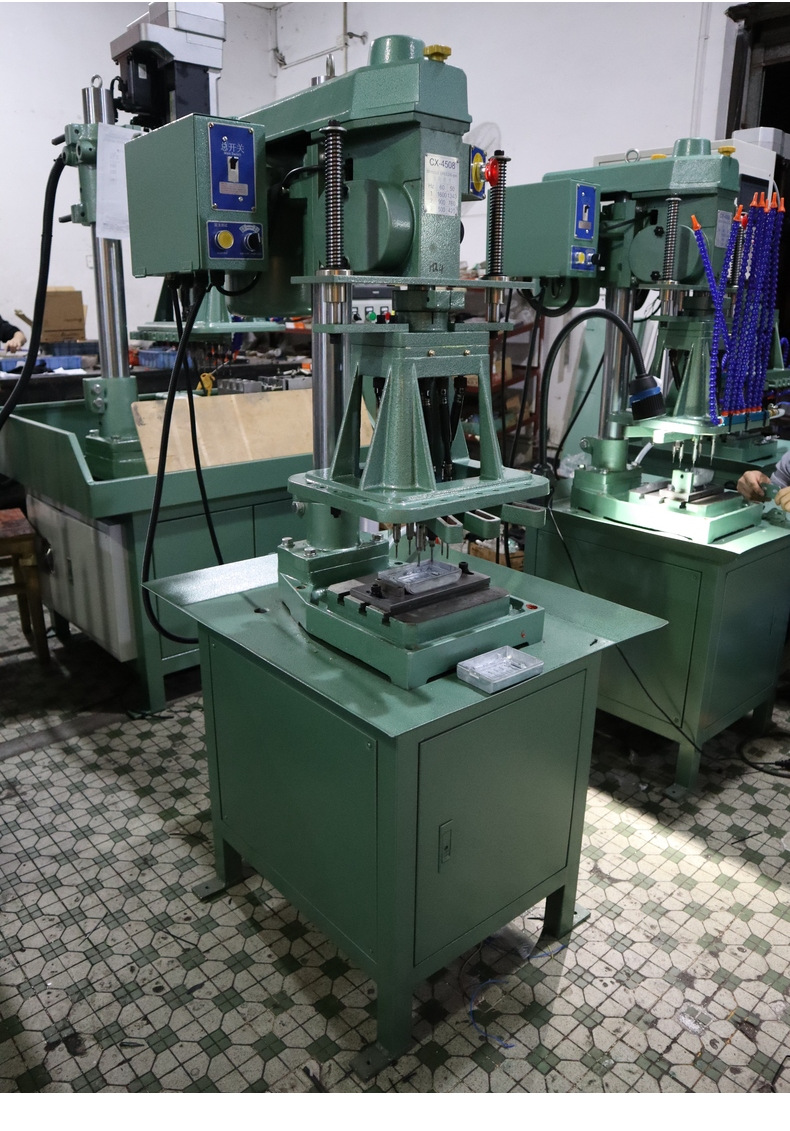 现货自动攻牙机设备钣金配件多头攻丝机 数控自动攻丝机生产厂家
