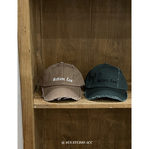 Niche trendy brand distressed hole baseball cap for women, Korean style street couple, versatile embroidered letter peaked cap, small face