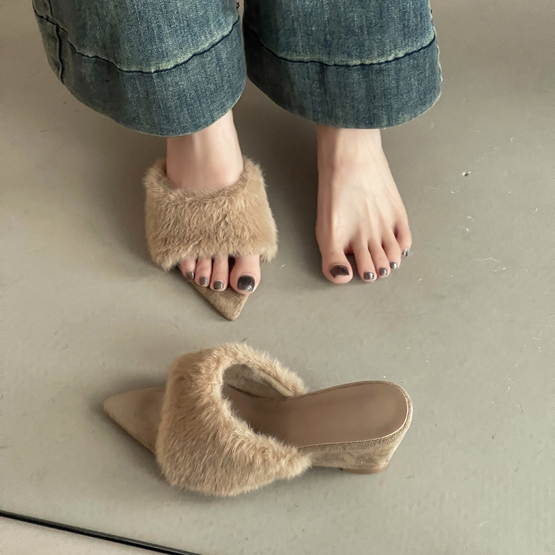 绒面百搭女生尖头毛毛拖鞋外穿秋冬季时尚增高气质坡跟一字拖潮流|undefined