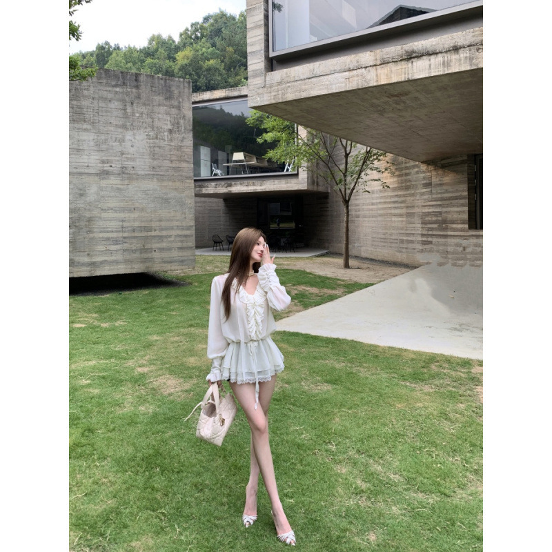 法式气质辣妹宫廷风雪纺衬衣气质长袖荷叶边衬衫女上衣|undefined