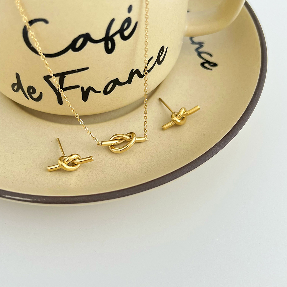 Fashion Creative Knotted Bends Hitches Titanium Steel Earrings Necklace Set