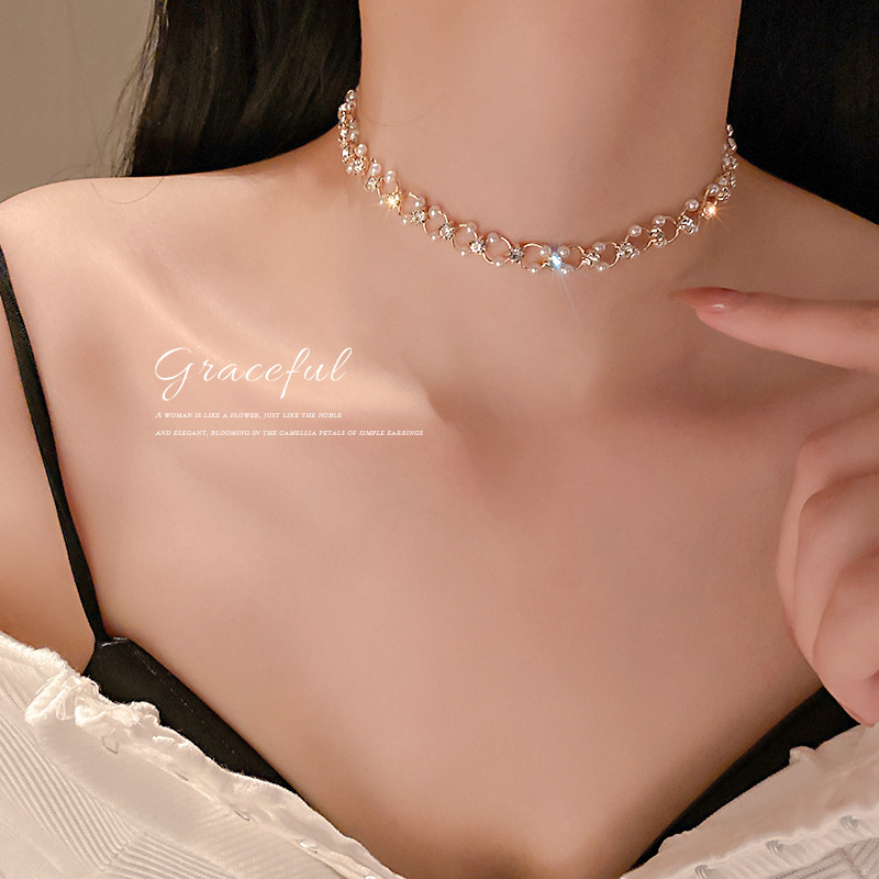 Verdadero chapado en oro Corea del Sur moda simple personalidad collar de diamantes incrustado collar de perlas en línea celebridad temperamento diseño Collar para las mujeres