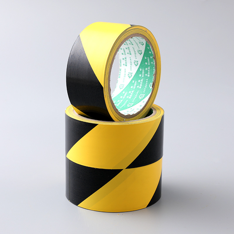 Cintas de advertencia amarillas negras de PVC pegadas en el suelo zebra crossing señales de advertencia de seguridad pegadas en la decoración de la línea de aislamiento de la cinta adhesiva