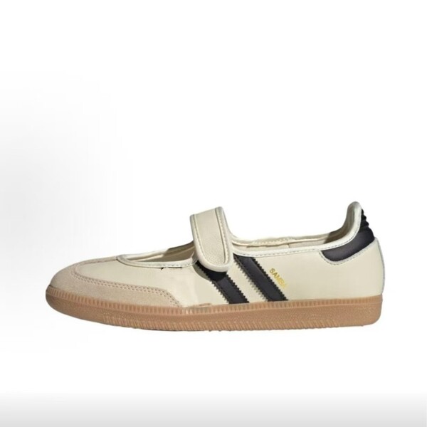 fashionable Mary Jane shoes