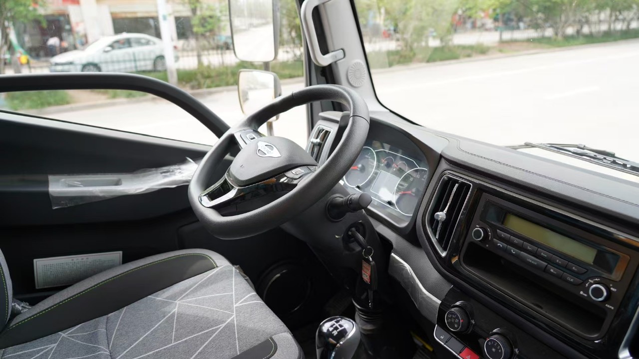 Export Foreign Trade Sprinkler Truck Foton Blue Brand 7 Cubic Meter Sprinkler Truck Sprinkler Truck Fog Cannon Truck Manufacturer Wholesale Price