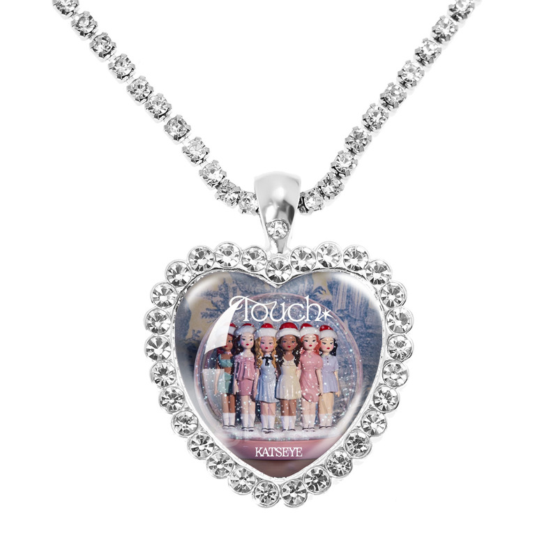 Transnational girl group Kpop K-KATSEYE's Time Gem Heart-Shaped Rhinestone Necklace, exquisite celebrity merchandise Transnational girl group Kpop K-KATSEYE's Time Gem Heart-Shaped Rhinestone Necklace, exquisite celebrity merchandise