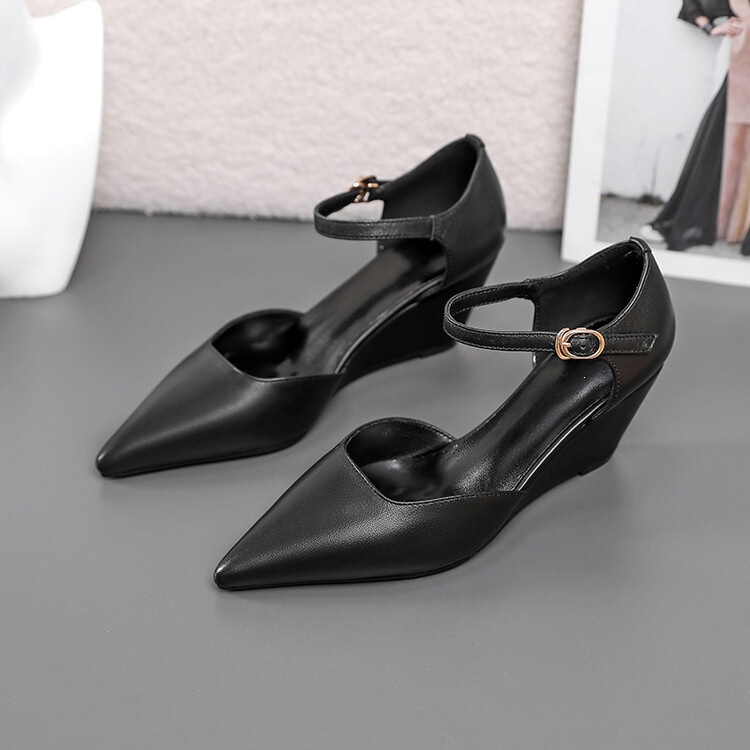 Fashionable Wedge Sandals, Four Types to Choose From, Hollow Women's Shoes, Black Pointed-Toe Sheepskin Shoes, Black Round-Toe Women's Shoes Fashionable Wedge Sandals, Four Types to Choose From, Hollow Women's Shoes, Black Pointed-Toe Sheepskin Shoes, Black Round-Toe Women's Shoes