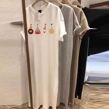���L���^ϥ���ް�ɫ�����B��ȹŮ��2025�¿��a�����_��t��ȹ��