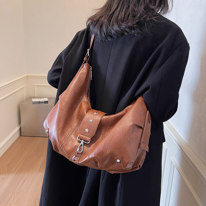 Retro Dumpling Bag For Women, Simple Commuter Shoulder Bag_voghion.com