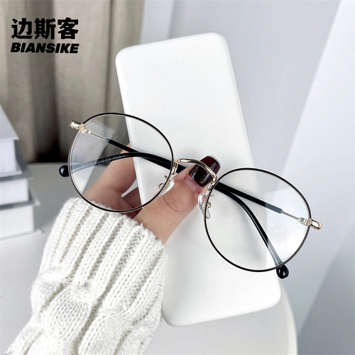 Retro literary metal flat glasses eye protection round frame kick-off myopia men's and women's glasses frames wholesale 9901