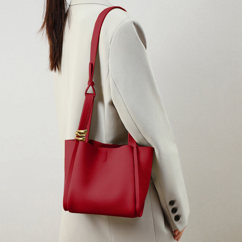 Borsa a tracolla da sposa rossa elegante borsa a secchiello_voghion.com