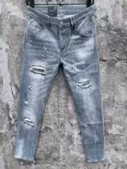 C122 # Autumn New D2 Jeans for Men, Gray Washed, Fully Distressed with Patches, Small Straight Leg with Buttons.