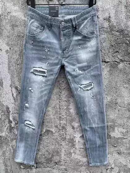 C122 # Autumn New D2 Jeans for Men, Gray Washed, Fully Distressed with Patches, Small Straight Leg with Buttons.
