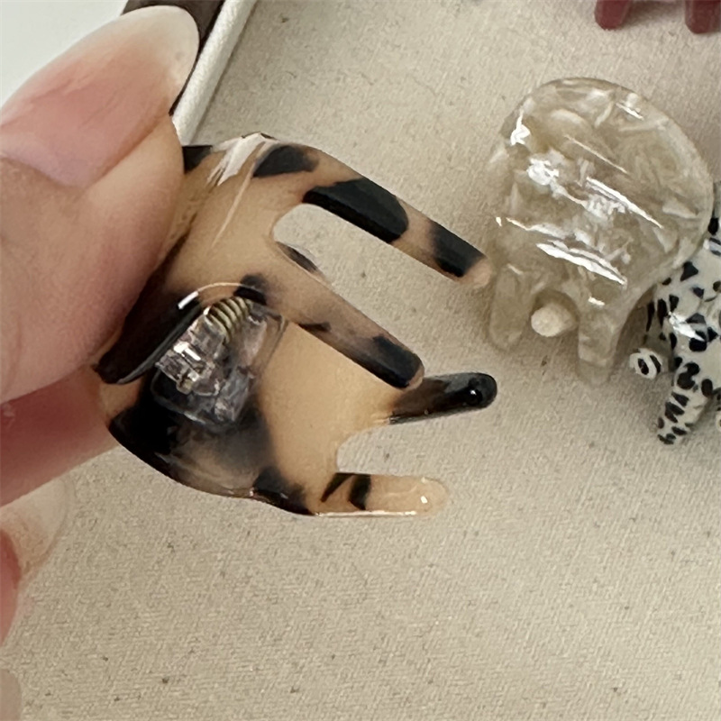 Carino Mini piccola forcina per capelli in acetato per donna, forcina laterale con frangia, forcina per capelli a forma di squalo, copricapo da principessa_voghion.com