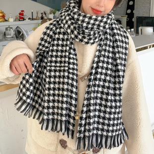 Houndstooth Scarf Women's Winter 2023 New Plaid Scarf Cashmere Warm Tassel Shawl Thickened Scarf