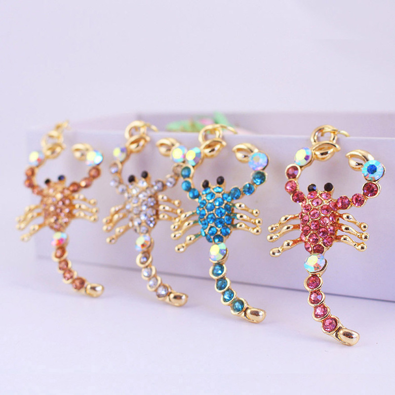 Creative Crystal Diamond Scorpion Car Keychain Animal Metal Pendant Key Chain Women's Bag Accessories Gift 1115
