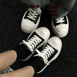 Men's and women's 2025 new trend ultra-light canvas shoes casual shoes thick-soled autumn and winter heightening board shoes 24326 patent leather-P