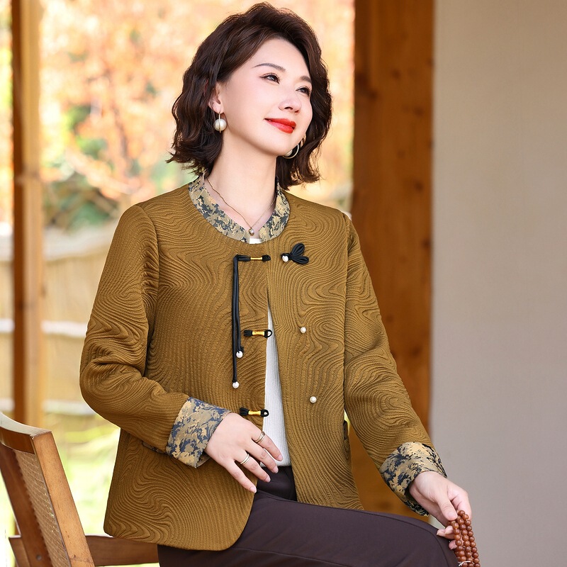 ファッション中年のお母さんの秋の服の小さい香りの風の短いタイプのコートの洋風の中で年配の婦人服の中国風の春と秋の上着|undefined