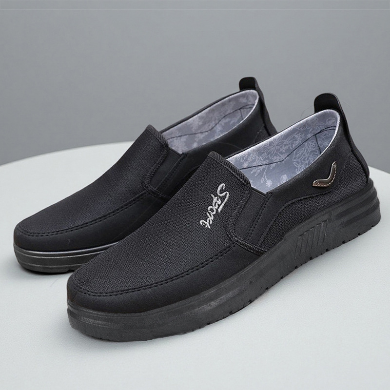 Old Beijing Cloth Shoes for Men 2026, Middle-Aged and Elderly Men's Slip-On Lazy Shoes, Shallow Mouth Flat Shoes, Breathable and Non-Slip