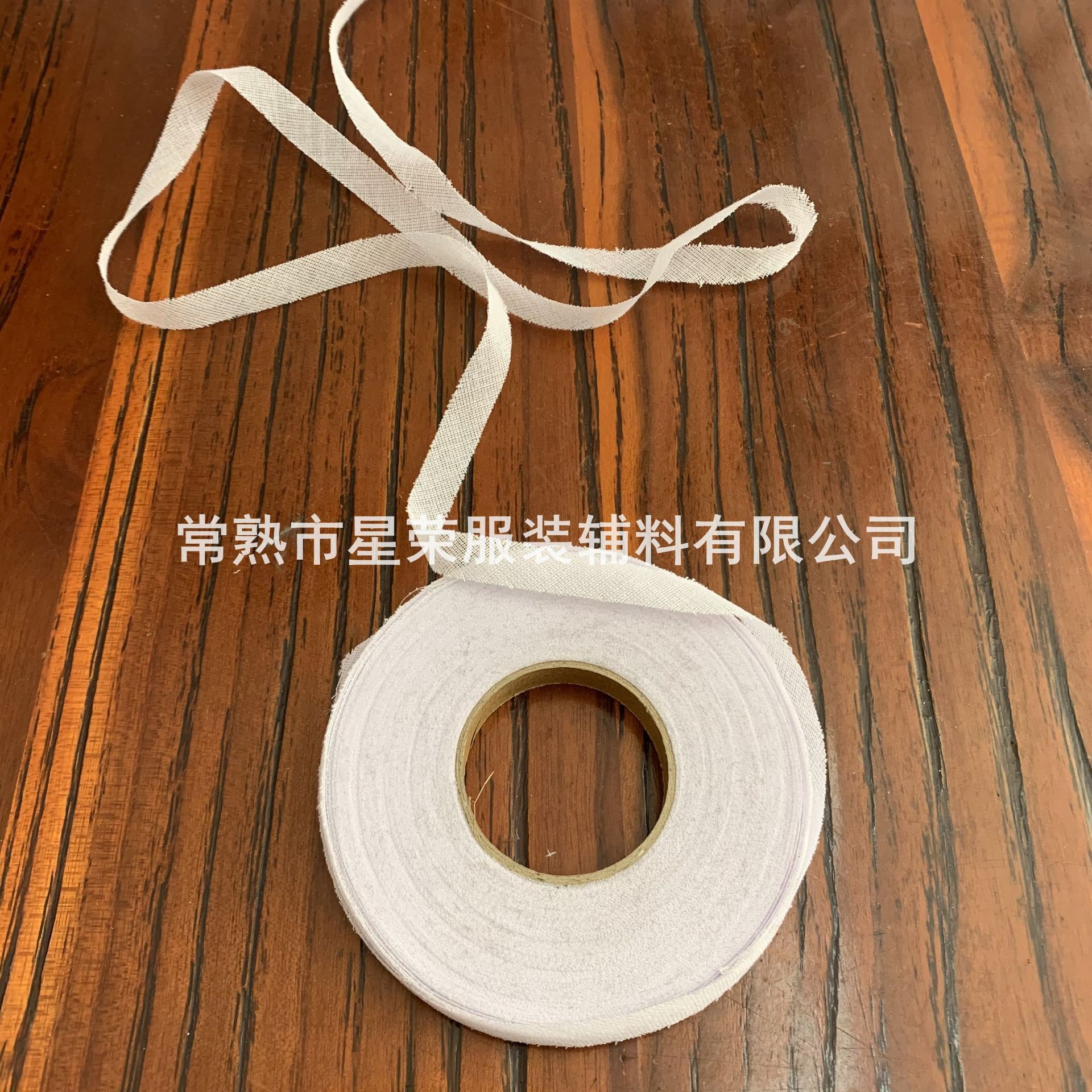 直条/斜条有纺粘合布衬条 无弹力嵌条衬单面胶衬布 服装辅料布衬-阿里巴巴
