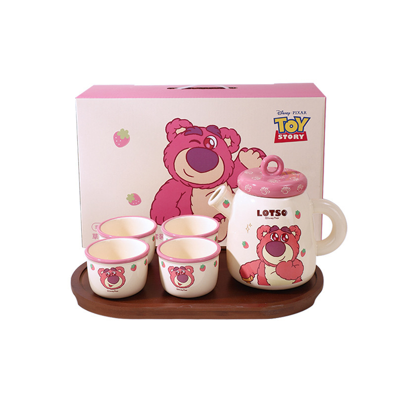 Disney Strawberry Xiong Jinchu tetera una olla de cuatro tazas con bandeja caja de regalo set de té regalo ligero lujo