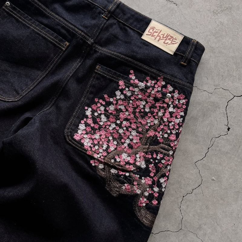 derschutze ヨーロッパとアメリカのレトロな梅の花の刺繍ストレートレッグパンツ、男性と女性用、多用途でパーソナライズされたストリートトレンディジーンズクロスボーダー|undefined
