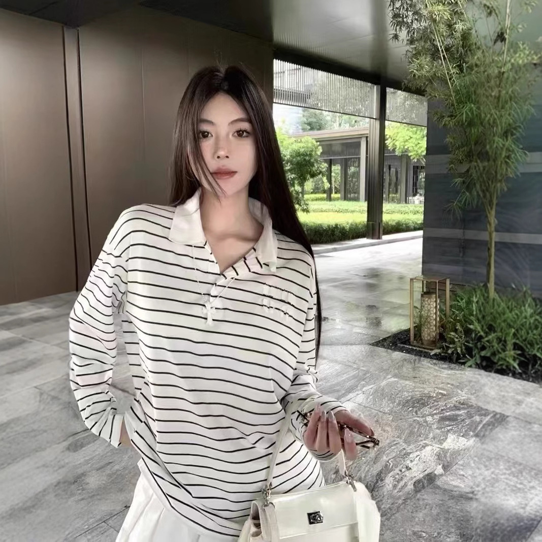 24ss 새로운 패션 간단한 대학 스타일 편지 패치 흰색 줄무늬 폴로 셔츠 긴 소매 느슨한 티셔츠 탑