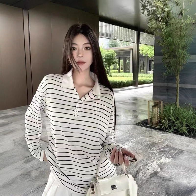 24ss new fashion simple college style letter patch white striped polo shirt long sleeve loose T-shirt top 24ss new fashion simple college style letter patch white striped polo shirt long sleeve loose T-shirt top