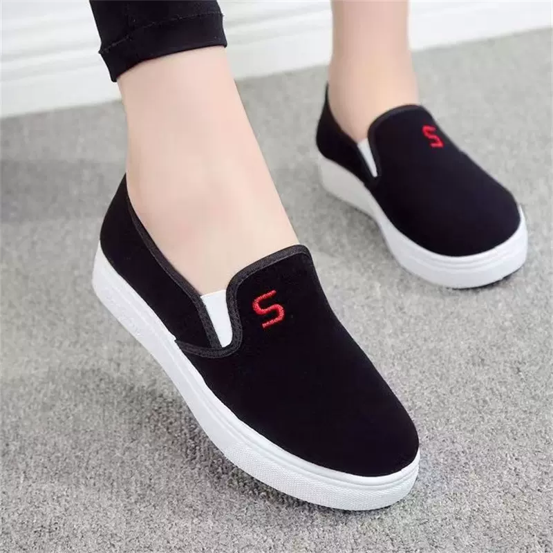 老北京布鞋女帆布透气软底学生鞋新款百搭外贸批发休闲鞋子滑板鞋