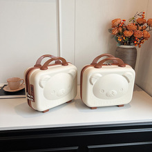 今年时尚新款旅行箱手提休闲大容量包包都市简约优雅小熊女士包包