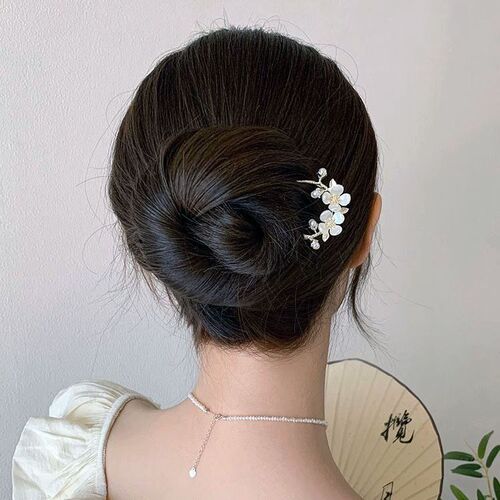 New camellia U-shaped hairpin for women, ancient style, high-end hair style, metal hairpin, Hanfu headdress, hair fork on the back of the head