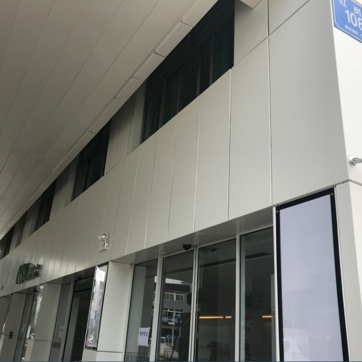 加油站2.5mm厚的铝单板加工 2.5mm厚的烤漆铝板 厂家生产幕墙铝单