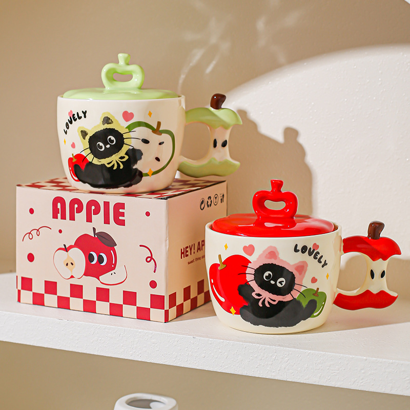 Taza de gato de manzana creativa con tapa de alto valor de pareja taza de cerámica taza de regalo de mano taza de desayuno para amigos