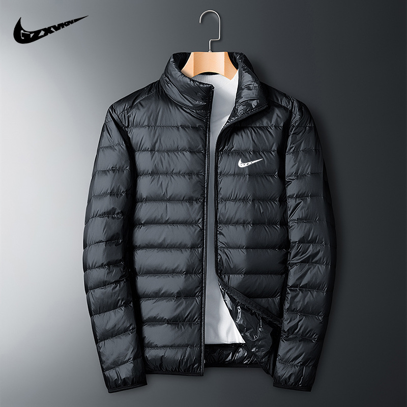 Marca ligero abajo Chaqueta corta de los hombres 2022 Otoño e Invierno nueva moda pato blanco abajo collar del soporte abrigo caliente