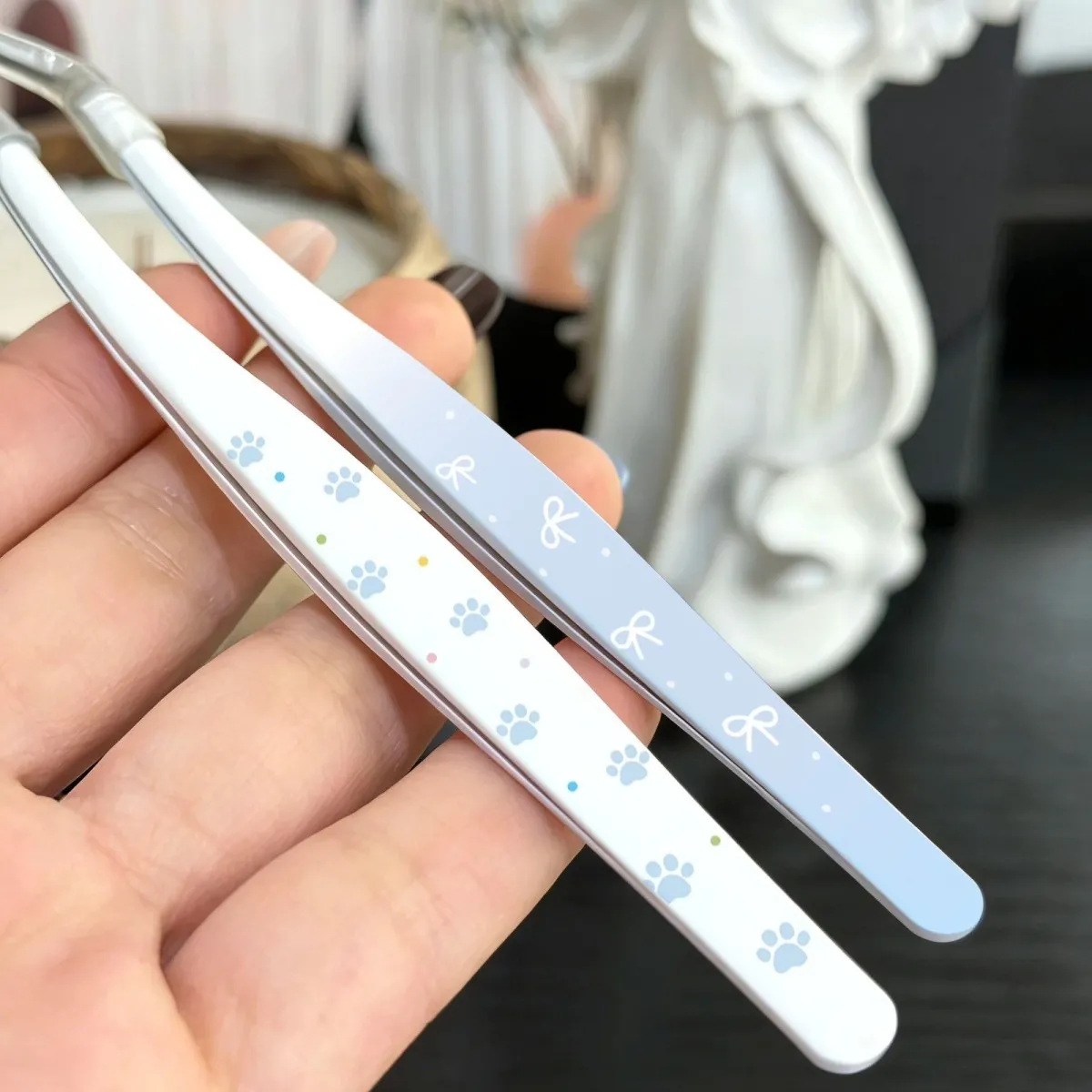Direct shipment from cross-border factory: Precision false eyelash tweezers, gold feather clip, beginner eyelash artist tools for styling and bead arranging