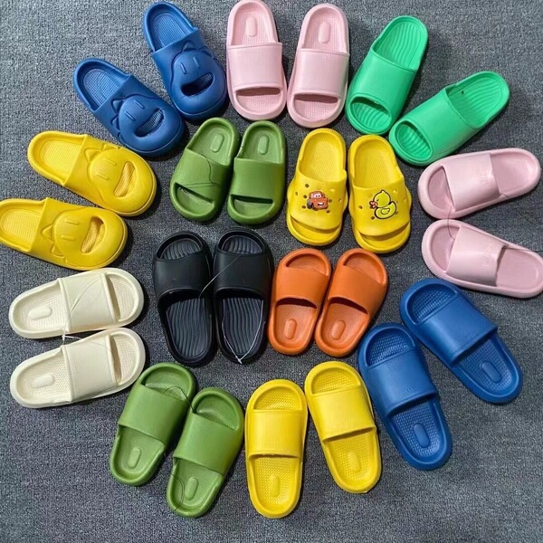 summer slippers for men and women PVC