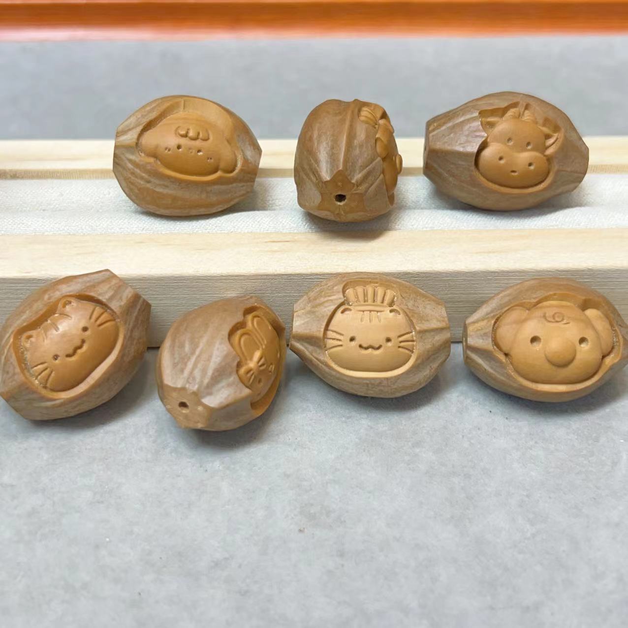 올리브 핵 원래 핵 조각 귀여운 동물 표현 액세서리 장난감 팔찌 매칭 액세서리 DIY