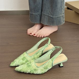 Summer New Floral High-Heeled Shoes with Medium Thin Heels, Pointed Toes, Breathable Mesh, Fairy-Style, Suitable for Skirts, French-Style Closed-Toe Sandals Summer New Floral High-Heeled Shoes with Medium Thin Heels, Pointed Toes, Breathable Mesh, Fairy-Style, Suitable for Skirts, French-Style Closed-Toe Sandals