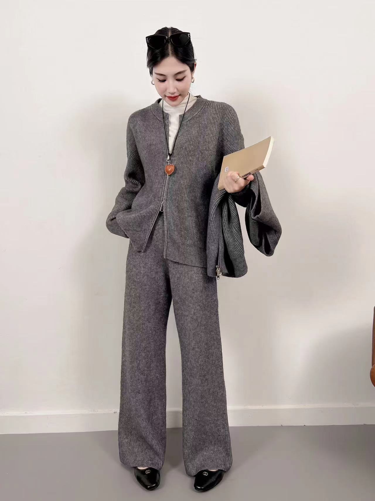 Vêtements pour femmes mode décontractée pour femmes automne et hiver nouveau style paresseux cardigan tricoté gilet pantalon large trois_voghion.com