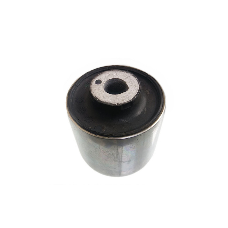Suitable for Mercedes-Benz W204 W207 Lower Swing Arm Rubber Sleeve Suspension Bushing 2043331114 2213331914